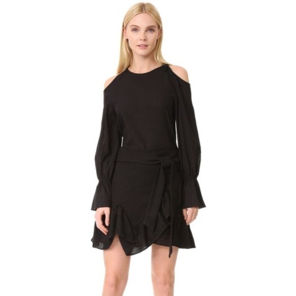 Goen.J Cutout Cold Shoulder Wrap Dress Size Medium NEW - Picture 1 of 9